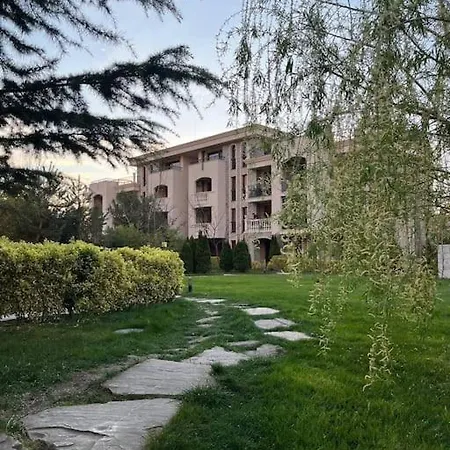 Cascadas, With A Pool View Appartement *